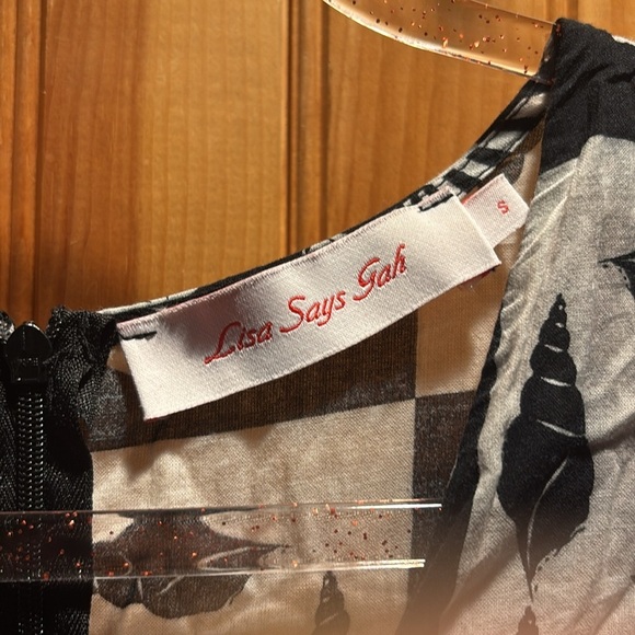 LISA SAYS GAH Grace sun and shell midi dress - Picture 2 of 9